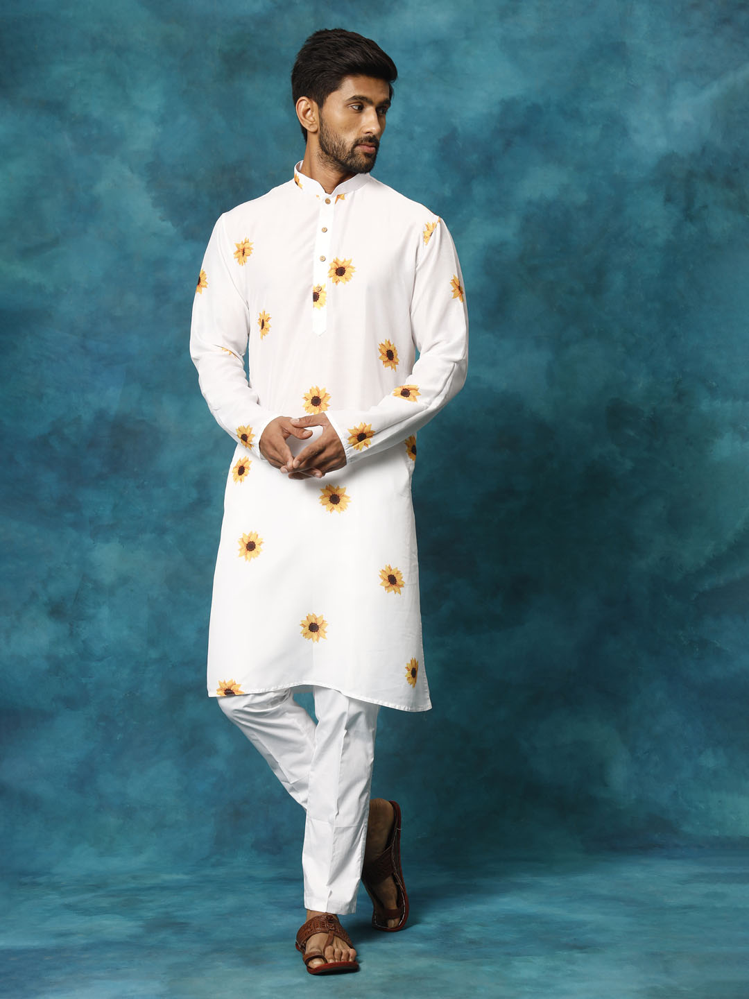 Sarvati Men's White Cotton Blend Sunflower Print Kurta Pant Set