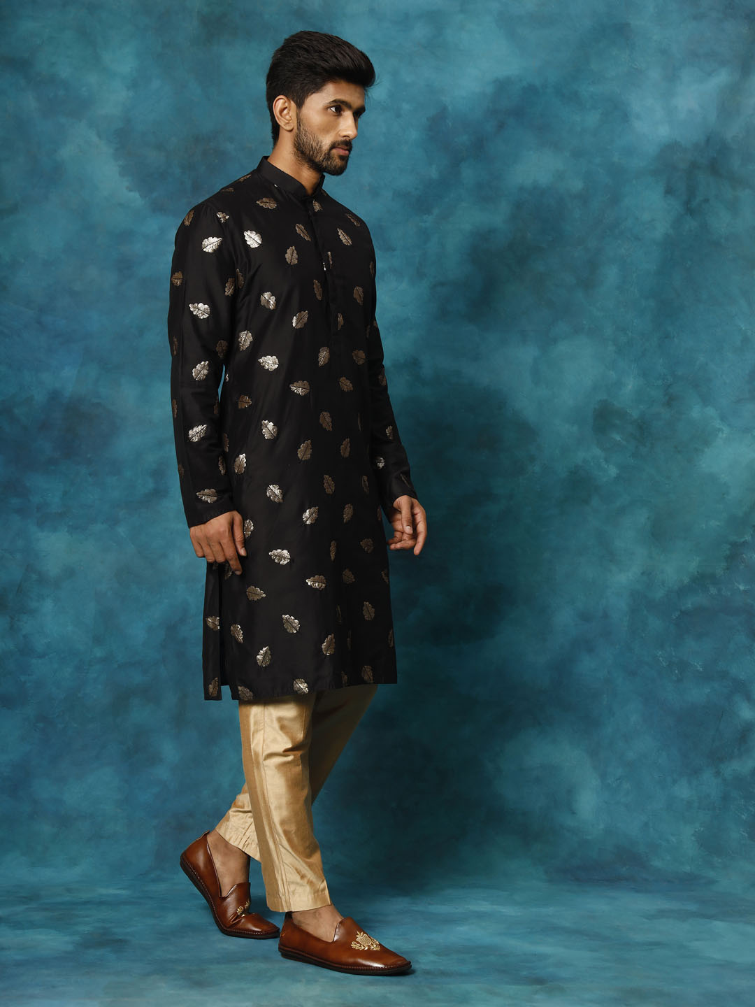 Sarvati Men's Black Leaf Motif Embellished Kurta Pant Set