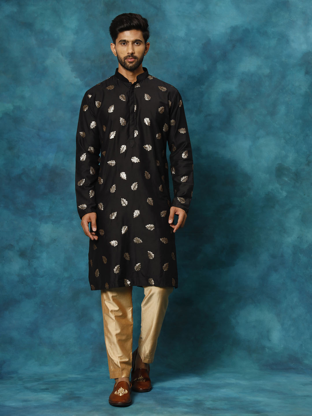 Sarvati Men's Black Leaf Motif Embellished Kurta Pant Set