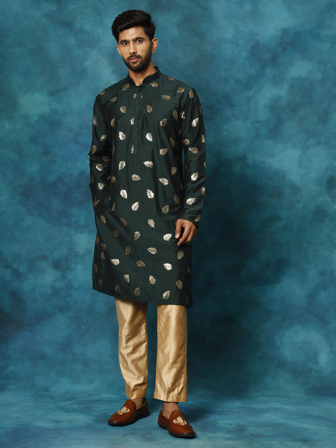 Sarvati Men's Green Leaf Motif Embellished Kurta Pant Set