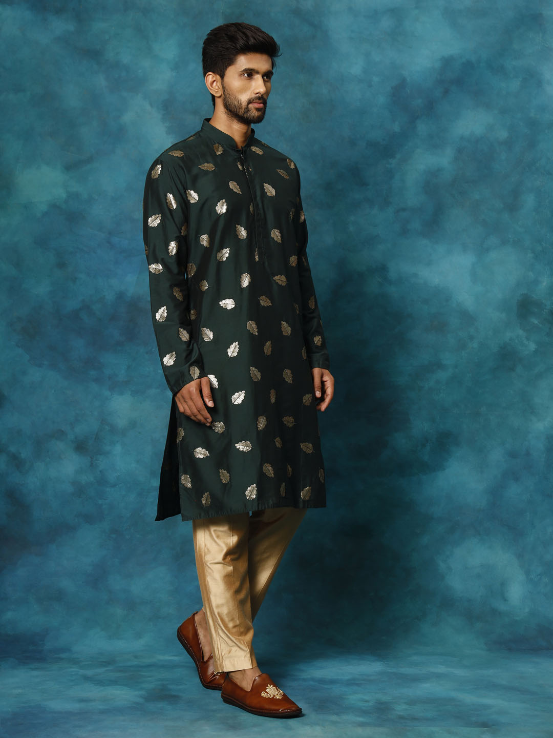 Sarvati Men's Green Leaf Motif Embellished Kurta Pant Set