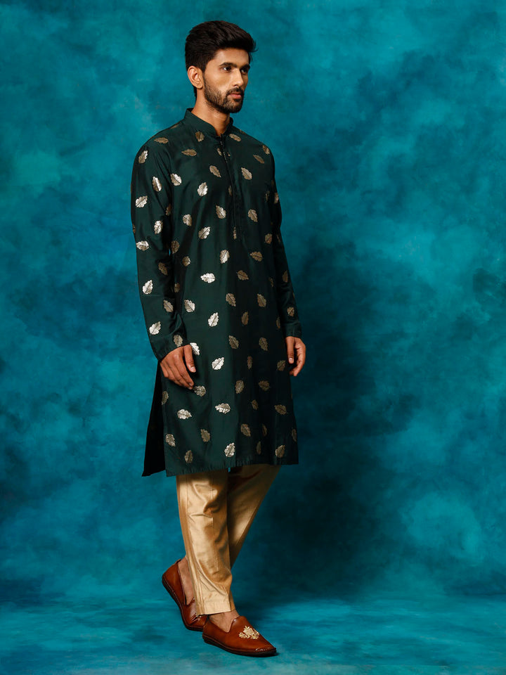 Sarvati Men's Green Leaf Motif Embellished Kurta Pant Set