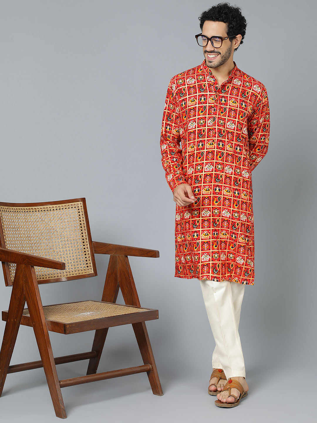 Sarvati Men's Red Patola Print Ethnic kurta Pyjama Set