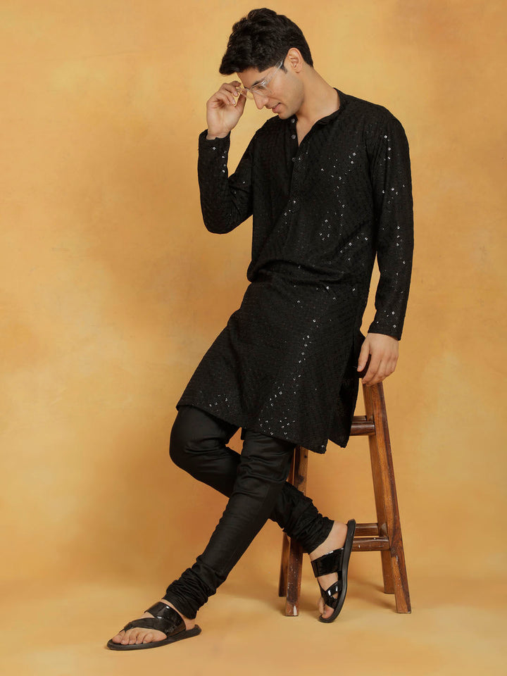 Sarvati Men's Black Cotton Blend Kurta And Pyjama Set