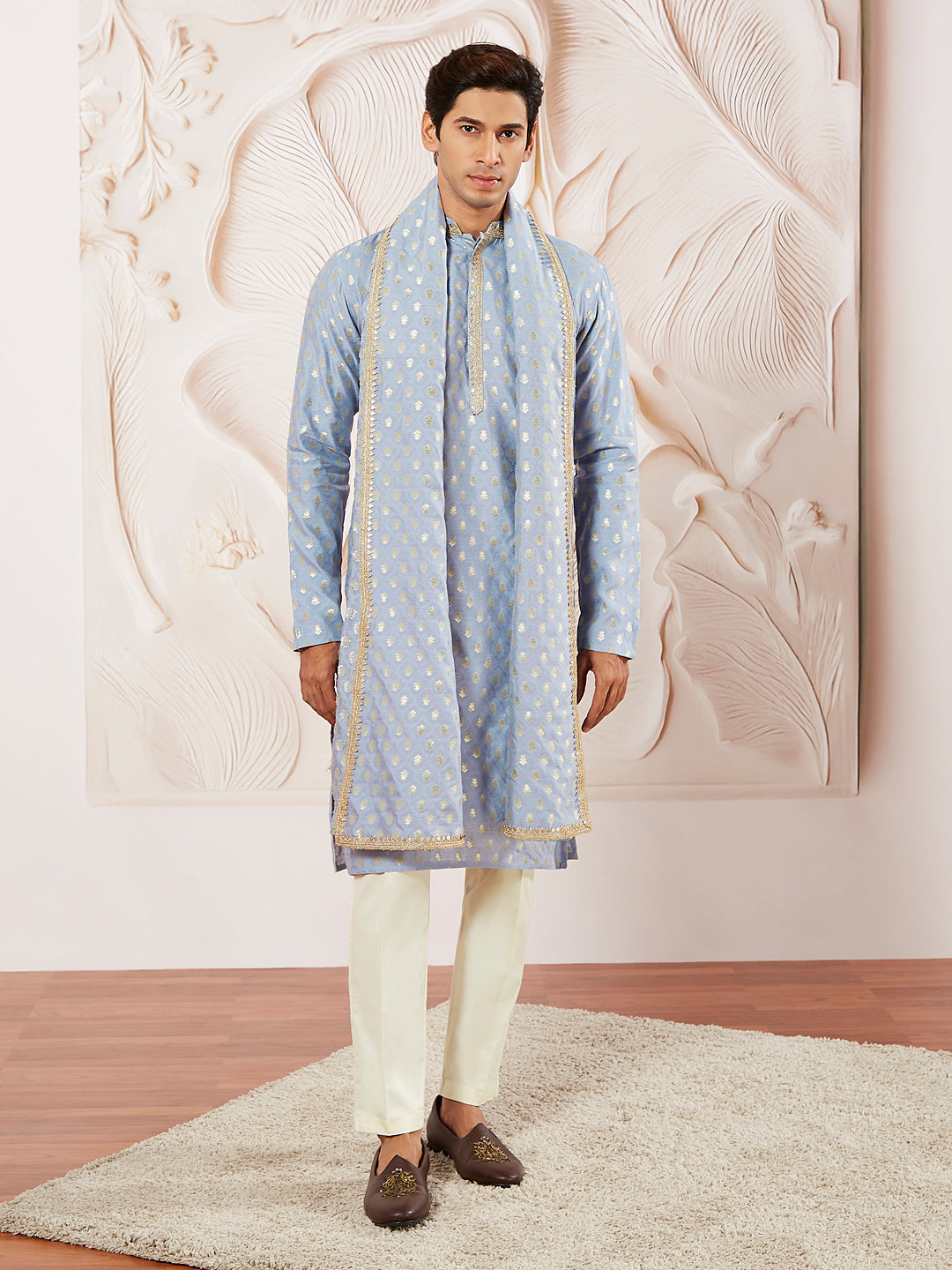 Sarvati Men's Aqua Silk Blend Kurta Pyjama And Dupatta Set