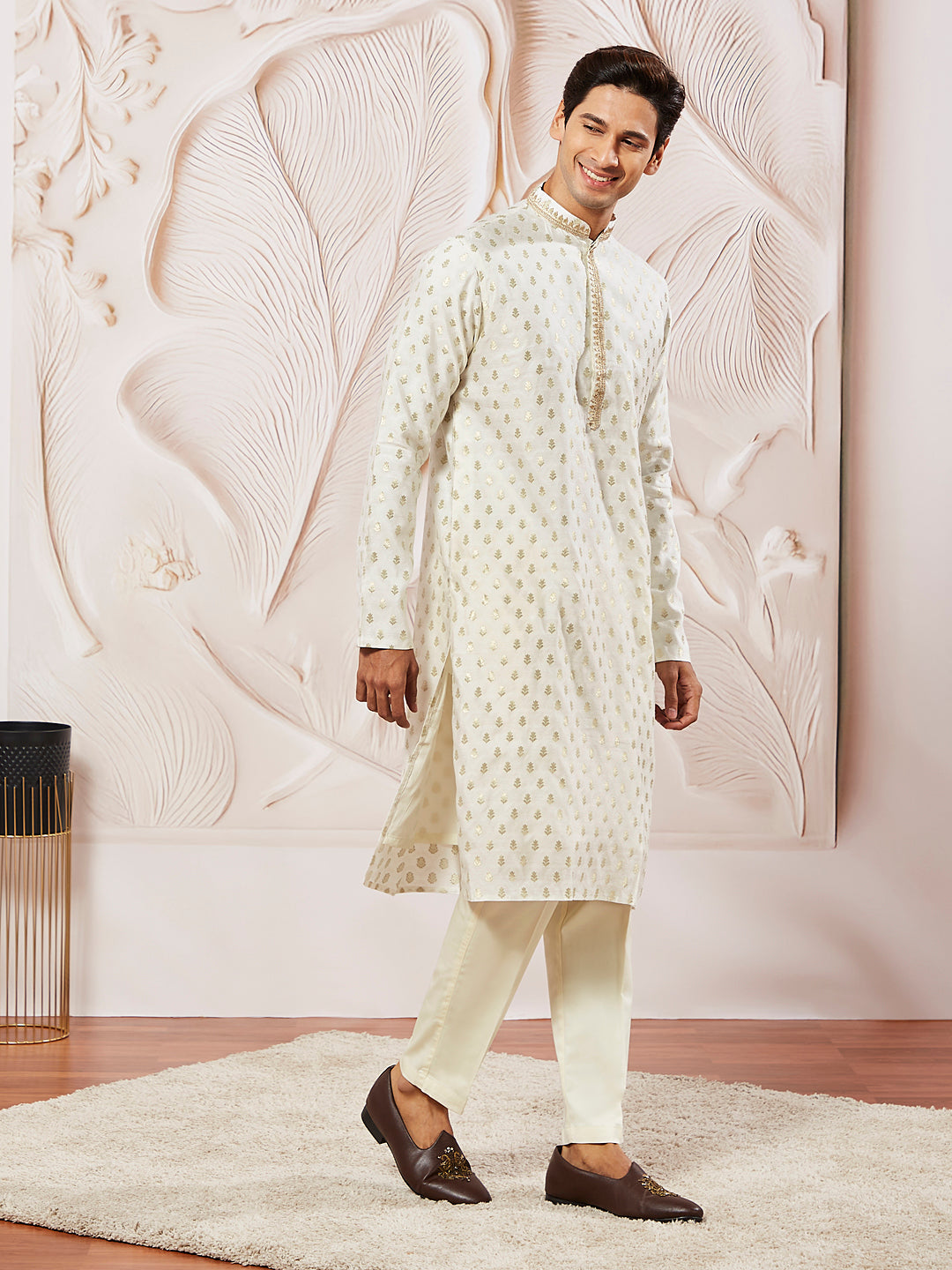 Sarvati Men's Cream Silk Blend Kurta Pyjama Set