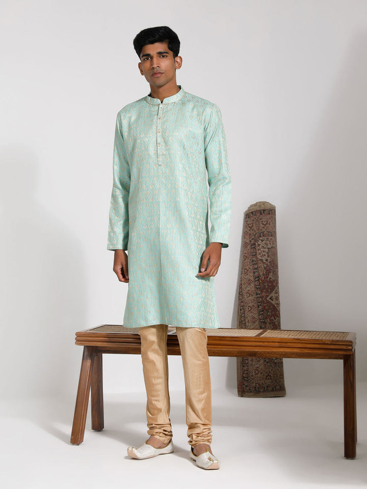 Sarvati Men's Green Silk Blend Kurta And Pyjama Set