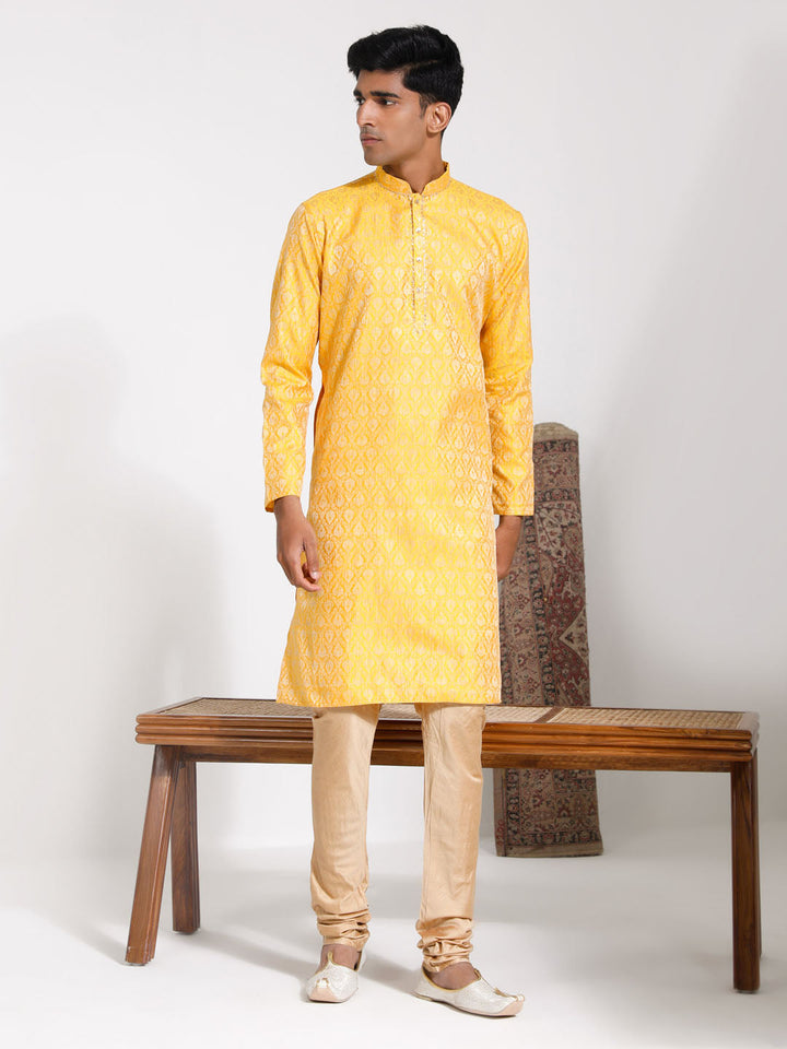 Sarvati Men's Yellow Silk Blend Kurta And Pyjama Set