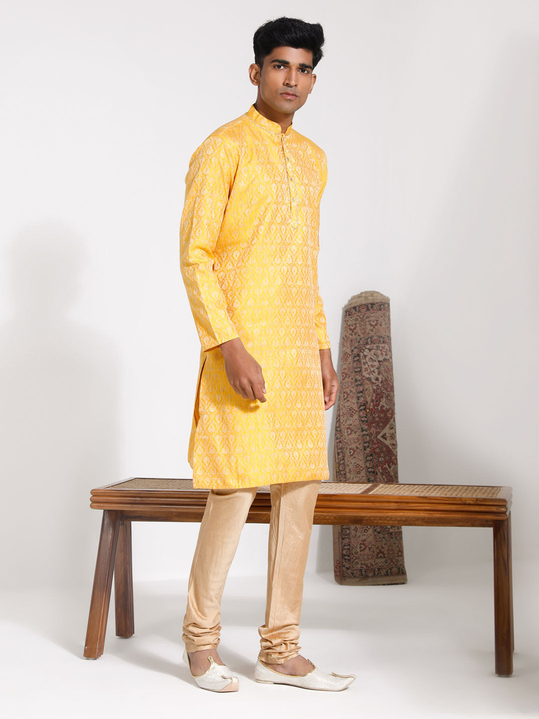 Sarvati Men's Yellow Silk Blend Kurta And Pyjama Set