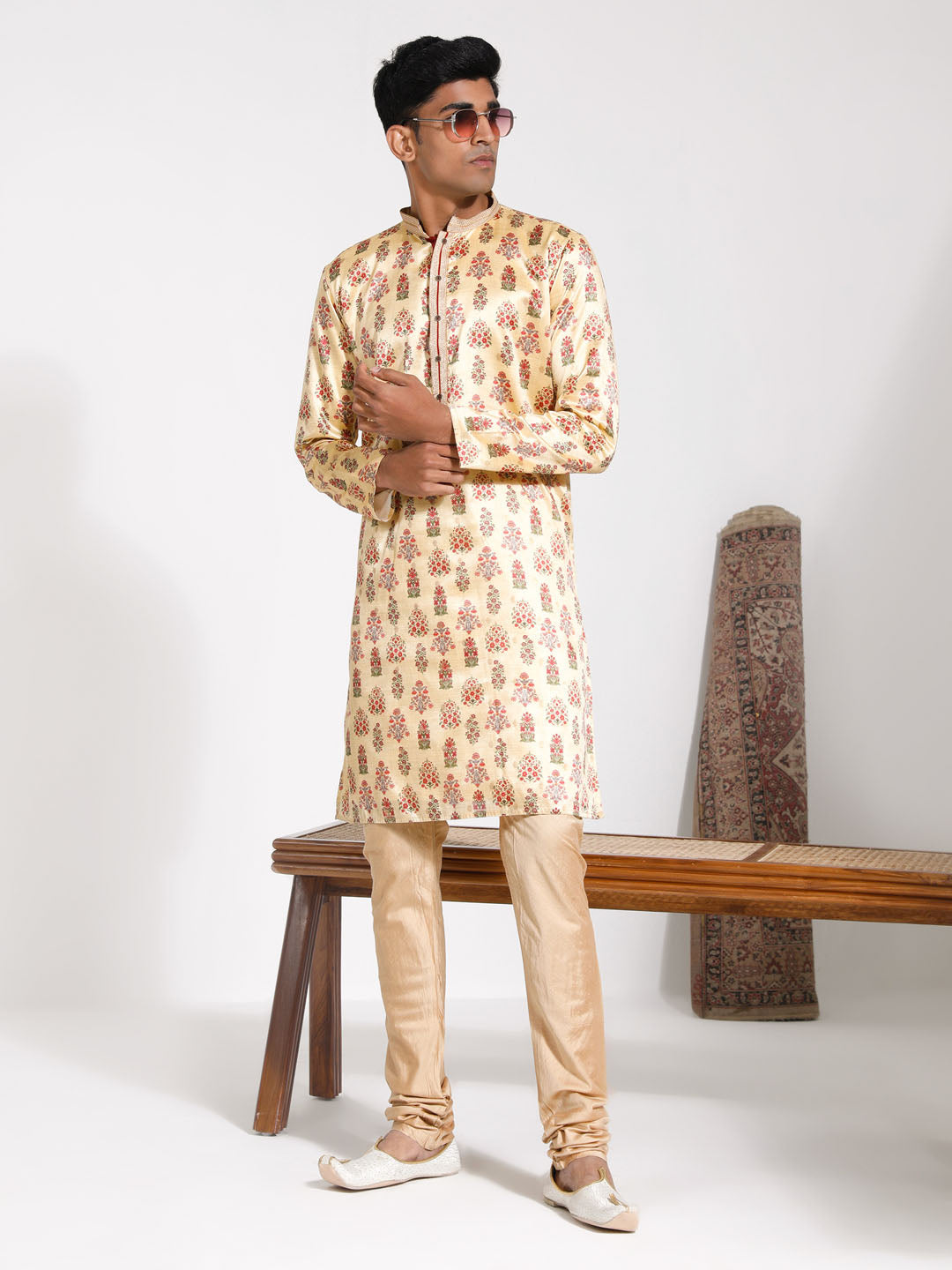 Sarvati Men's Yellow Silk Blend Kurta And Pyjama Set