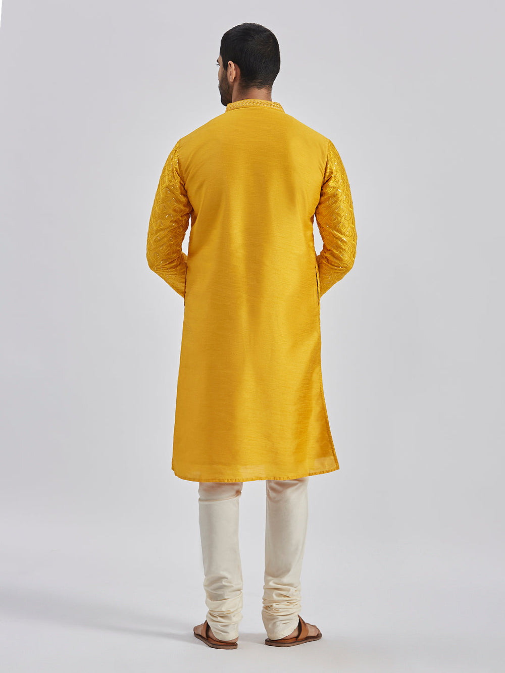 Sarvati Men's Yellow And Cream Silk Blend Kurta Pyjama Set