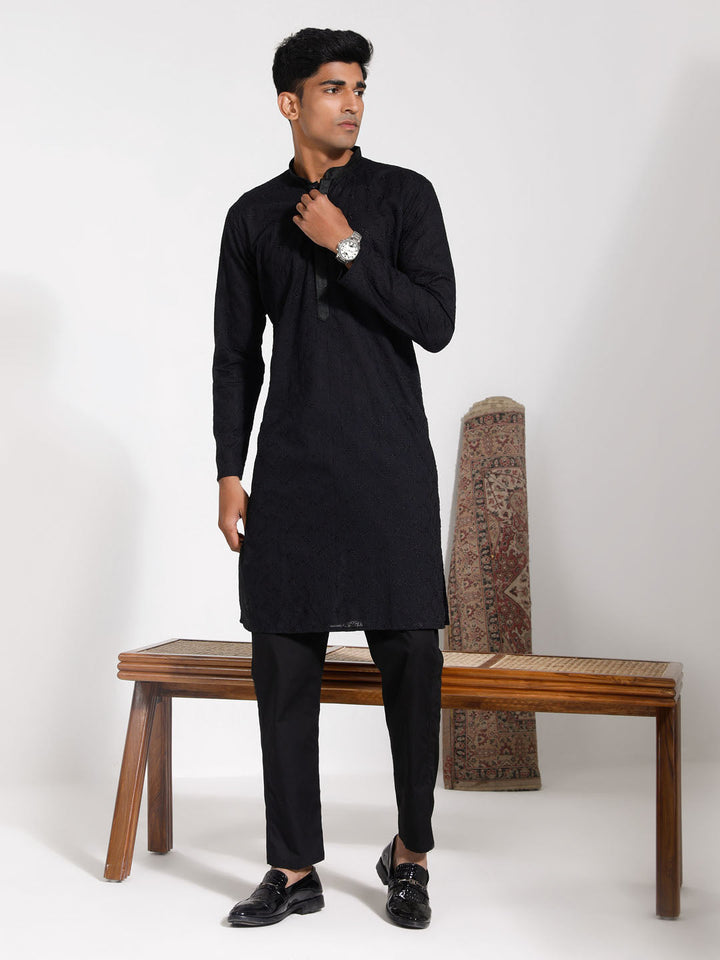 Sarvati Men's Black Cotton Kurta Pyjama Set