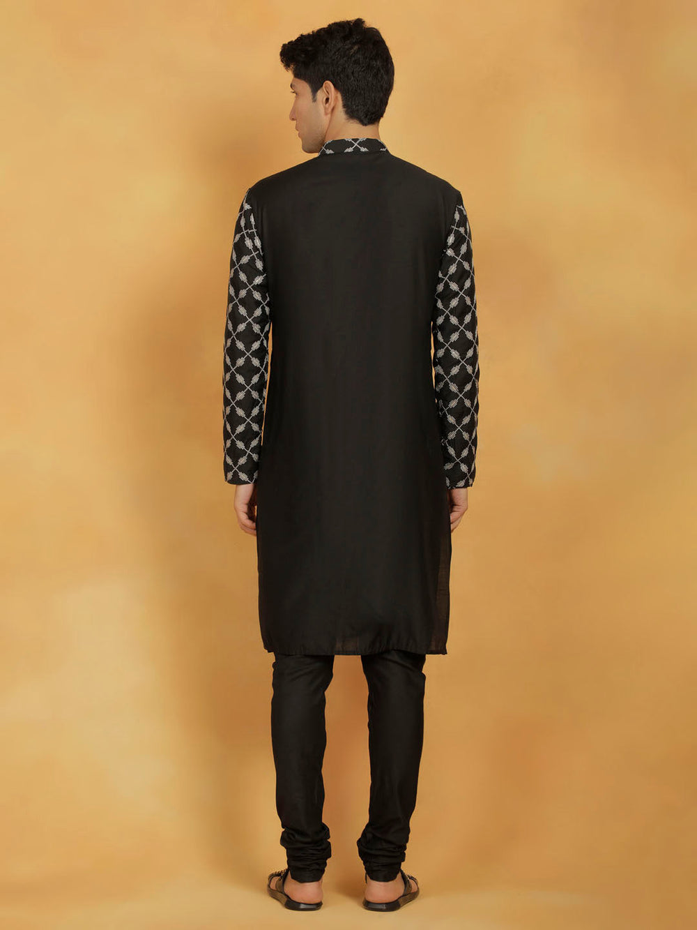 Sarvati Men's Black Cotton Blend Kurta And Pyjama Set