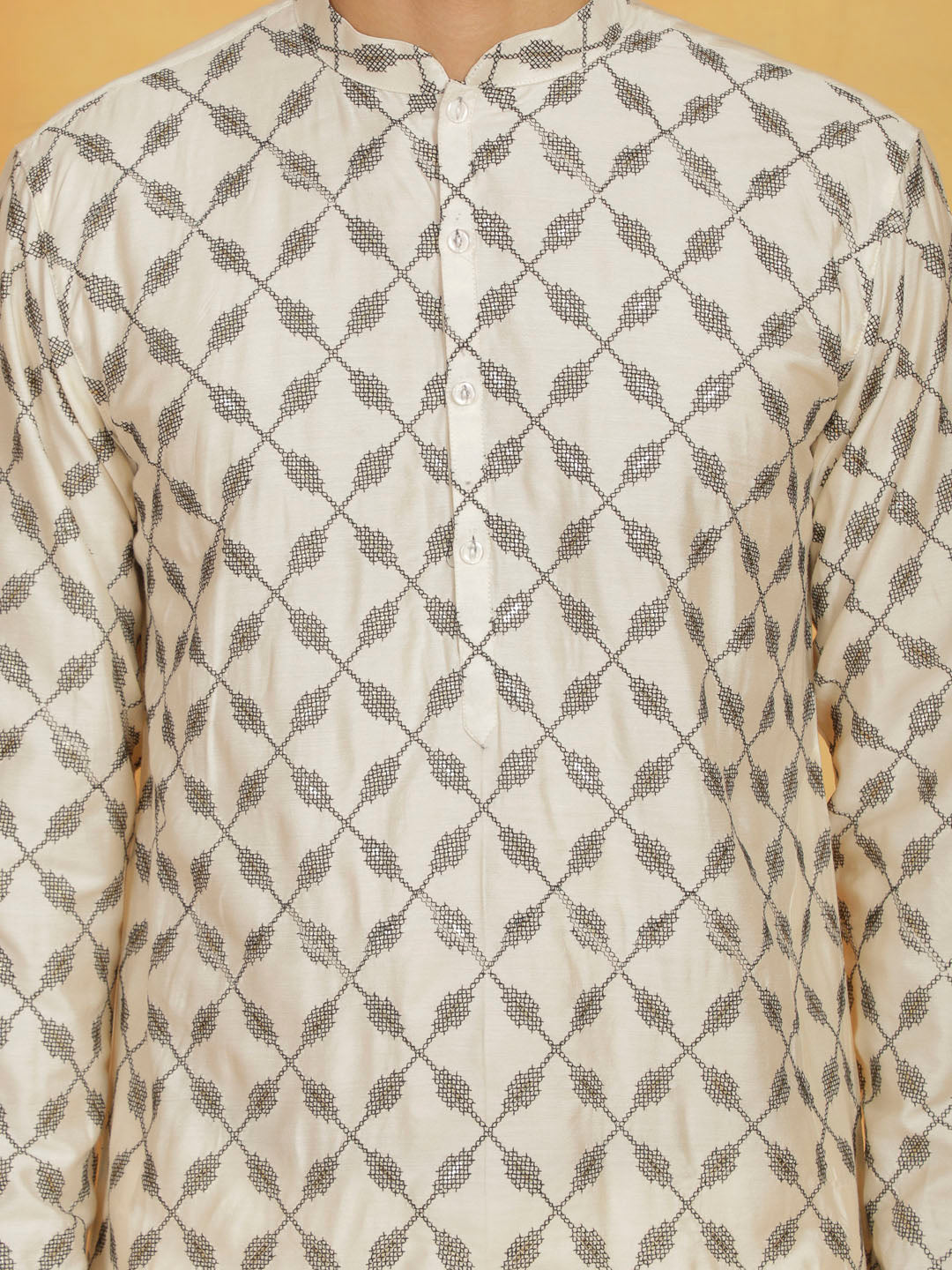 Sarvati Men's Cream Cotton Blend Kurta And Pyjama Set