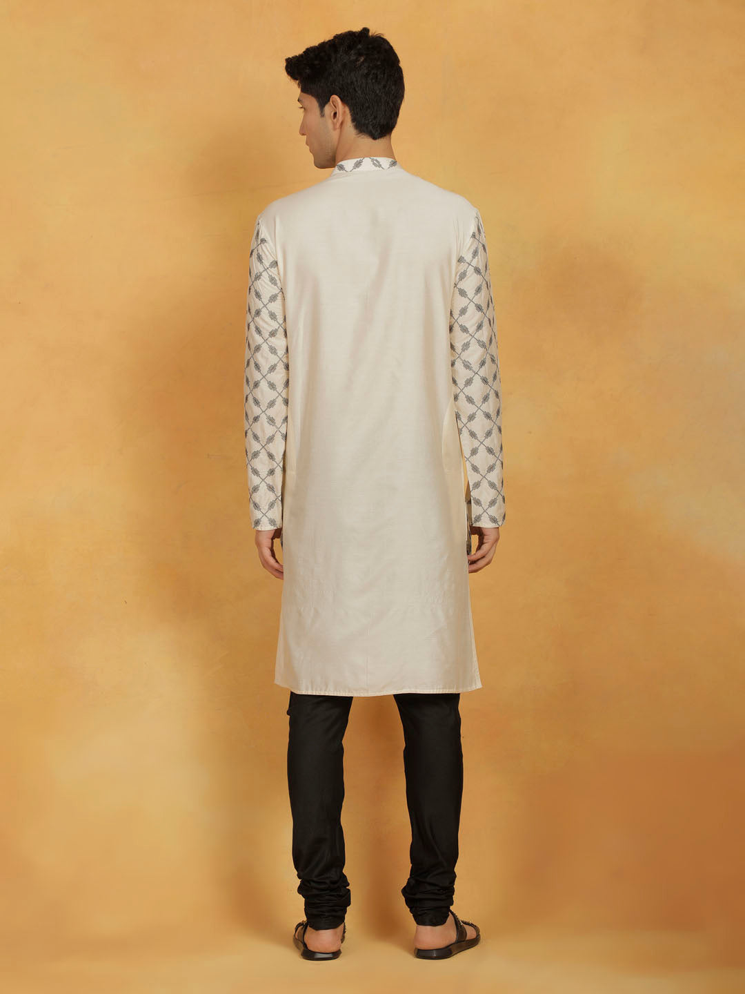 Sarvati Men's Cream And Black Cotton Blend Kurta And Pyjama Set