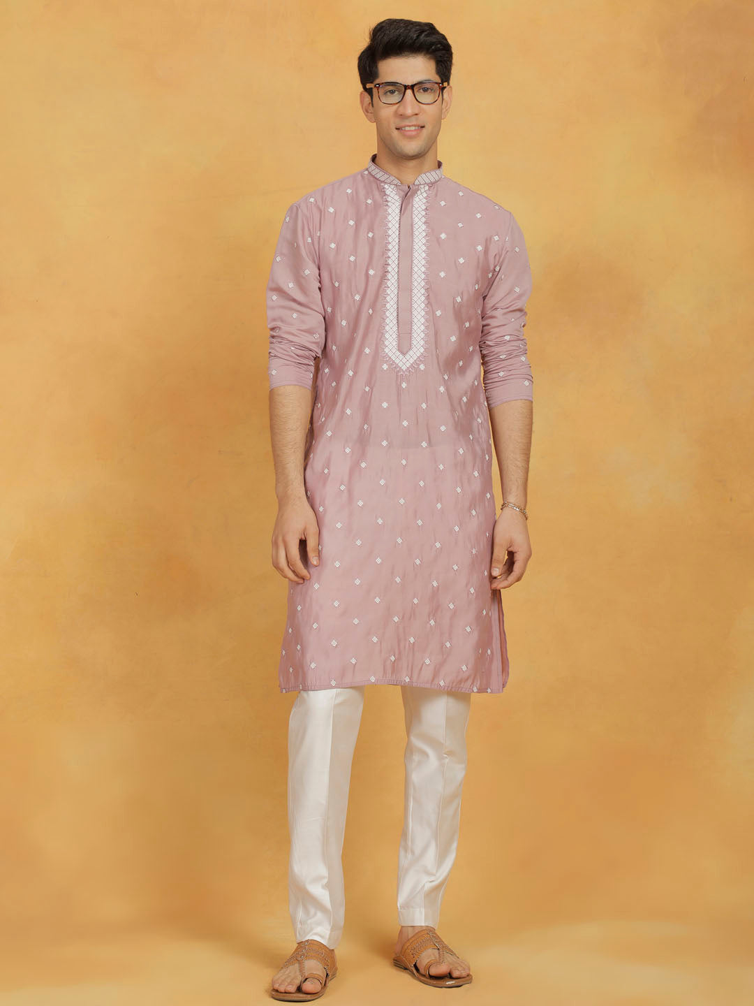 Sarvati Men's Pink And White Silk Blend Kurta And Pyjama Set