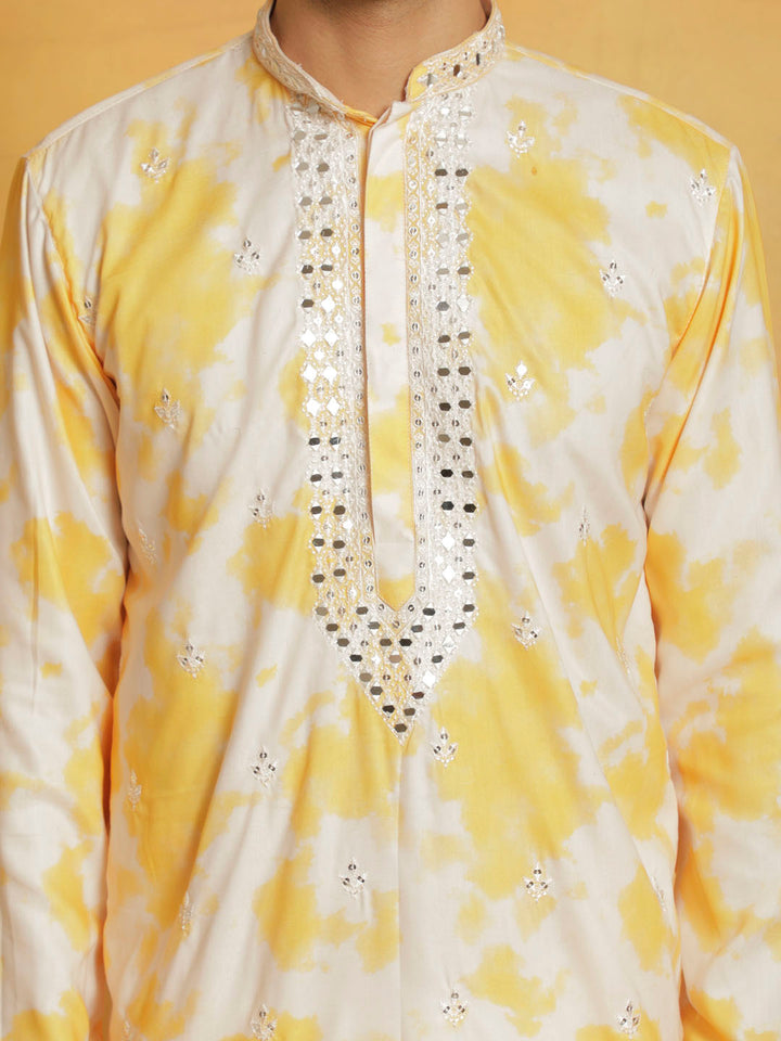 Sarvati Men's Yellow And Cream Cotton Blend Kurta And Pyjama Set