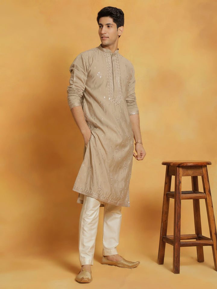 Sarvati Men's Gray And Cream Silk Blend Kurta And Pyjama Set