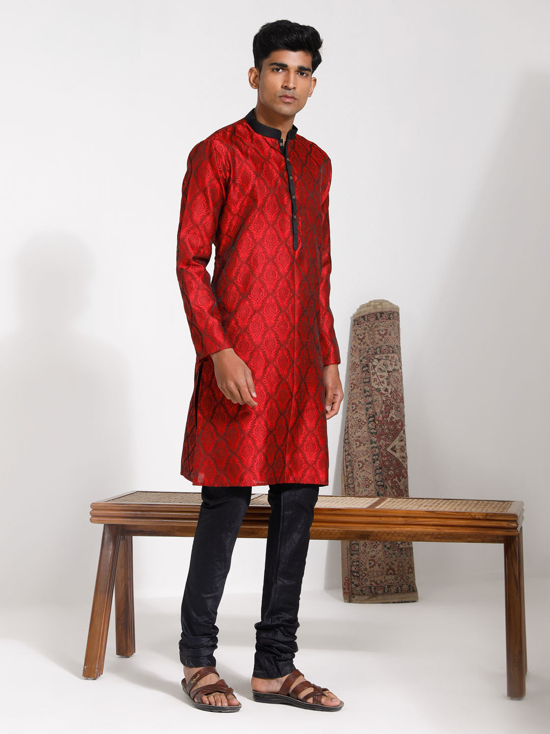 Sarvati Men's Maroon And Black Silk Blend Kurta Pyjama Set