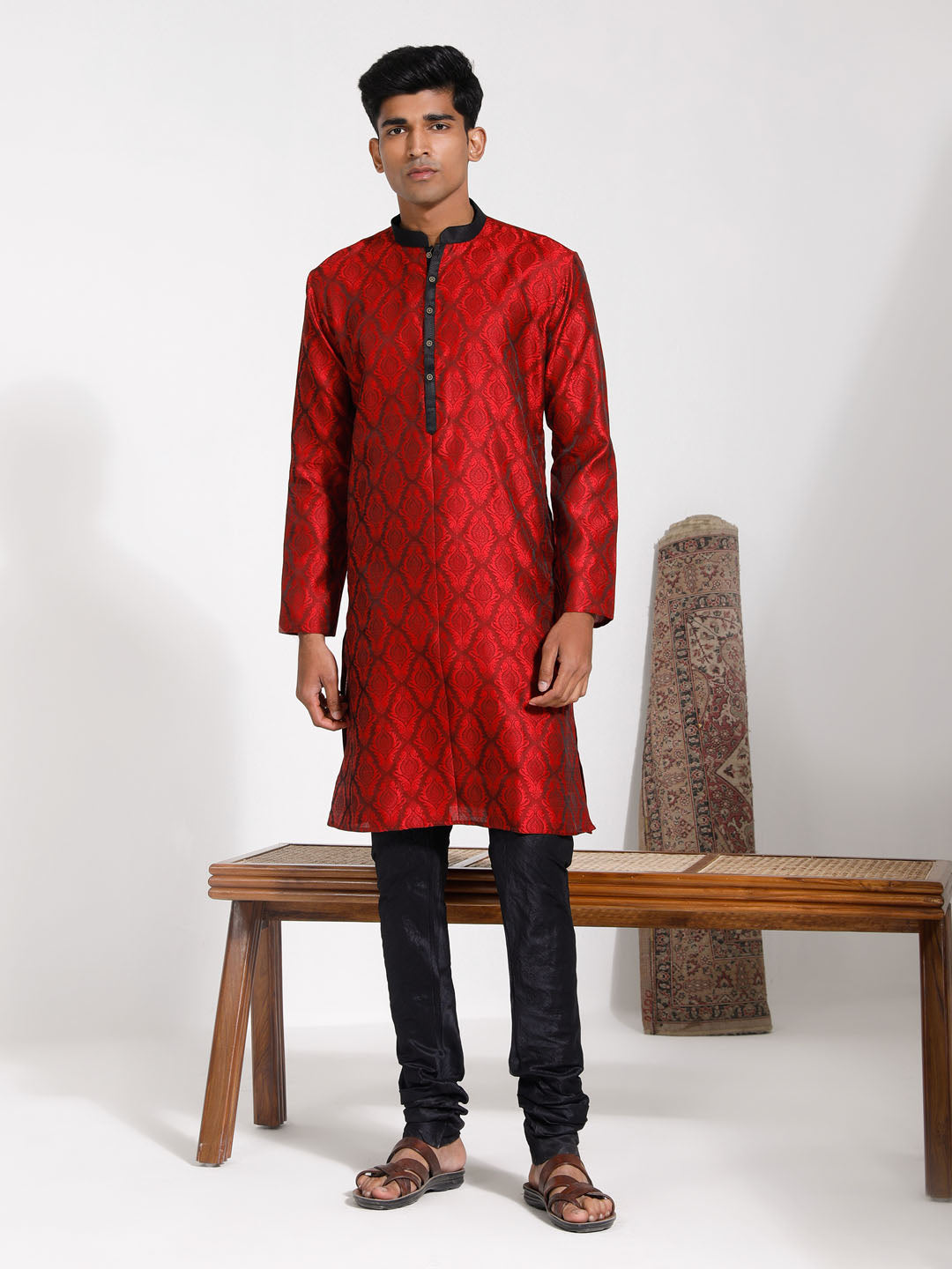 Sarvati Men's Maroon And Black Silk Blend Kurta Pyjama Set