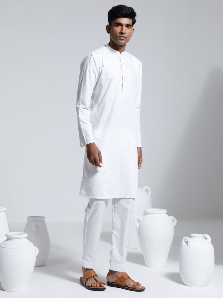 Sarvati Men's White Cotton Silk Kurta And Pyjama Set