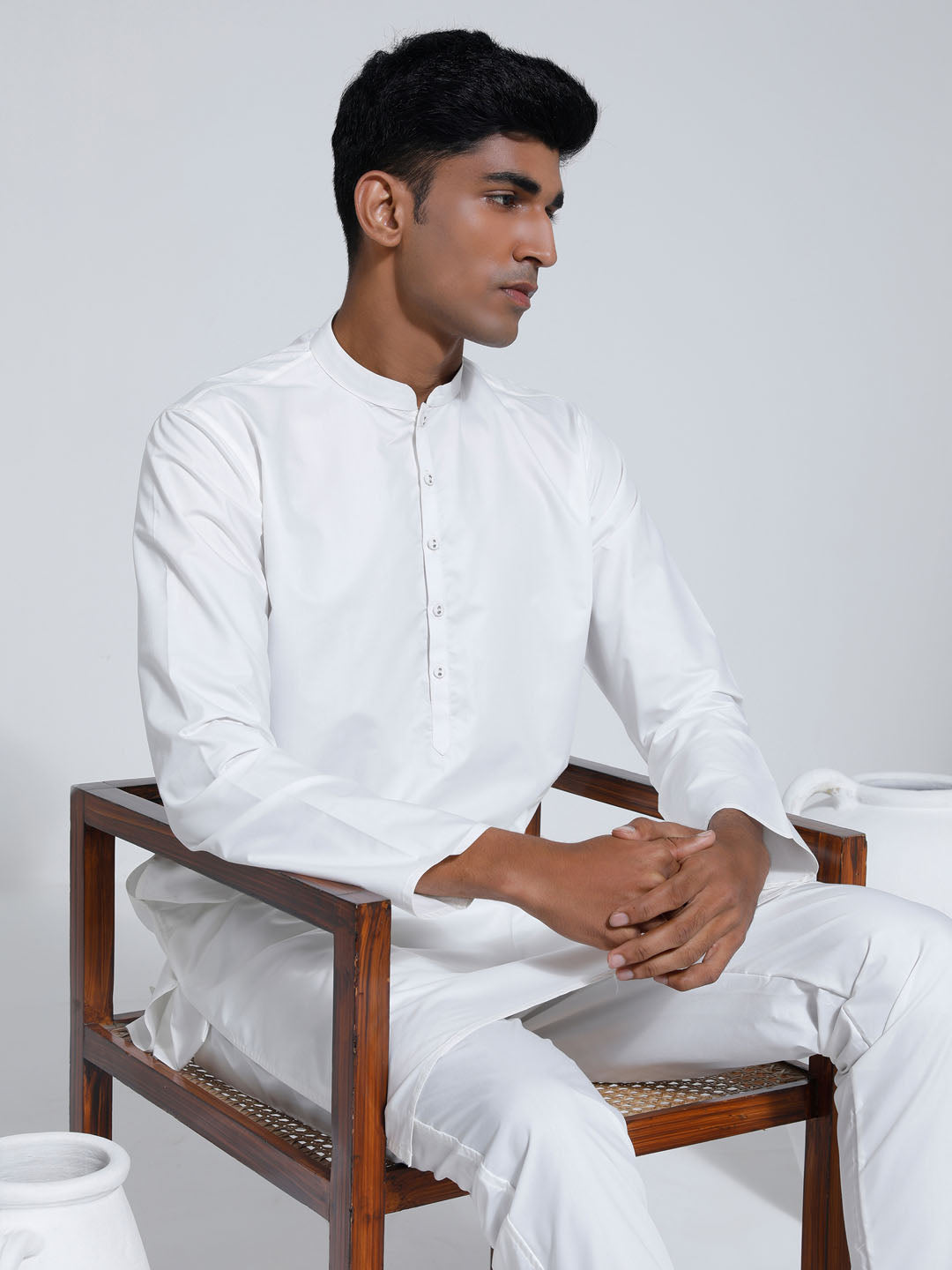 Sarvati Men's White Cotton Silk Kurta And Pyjama Set