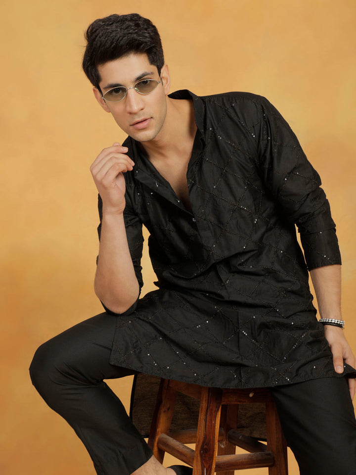 Sarvati Men's Black Viscose Kurta And Pyjama Set