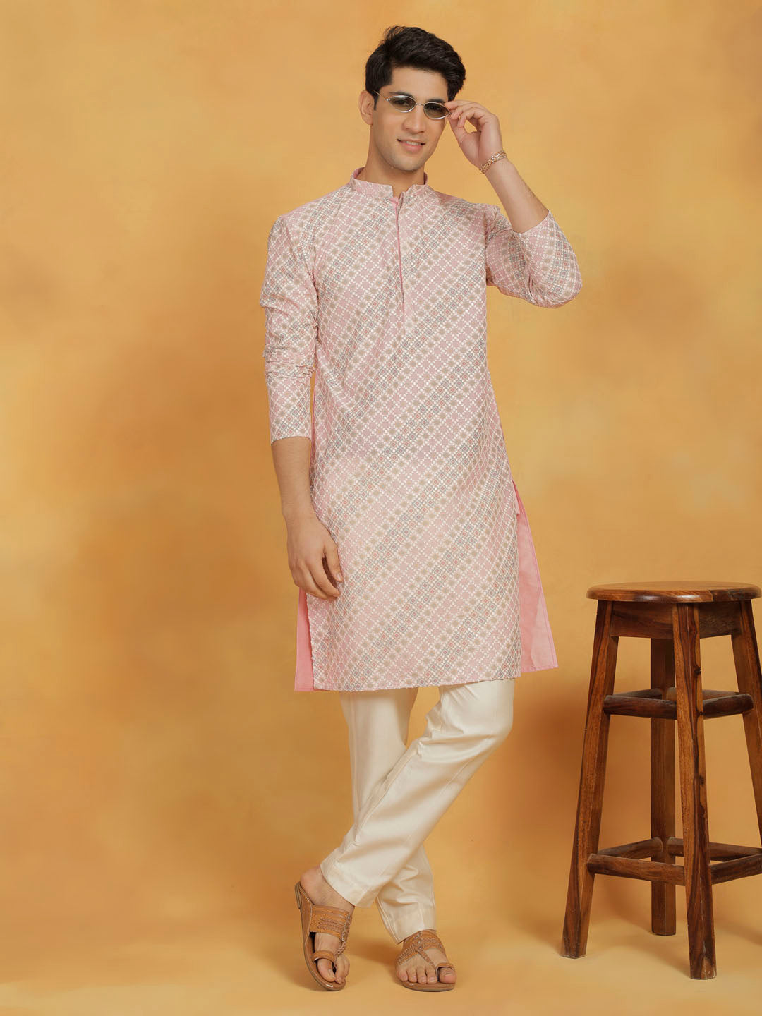 Sarvati Men's Pink Muslin Kurta And Pyjama Set