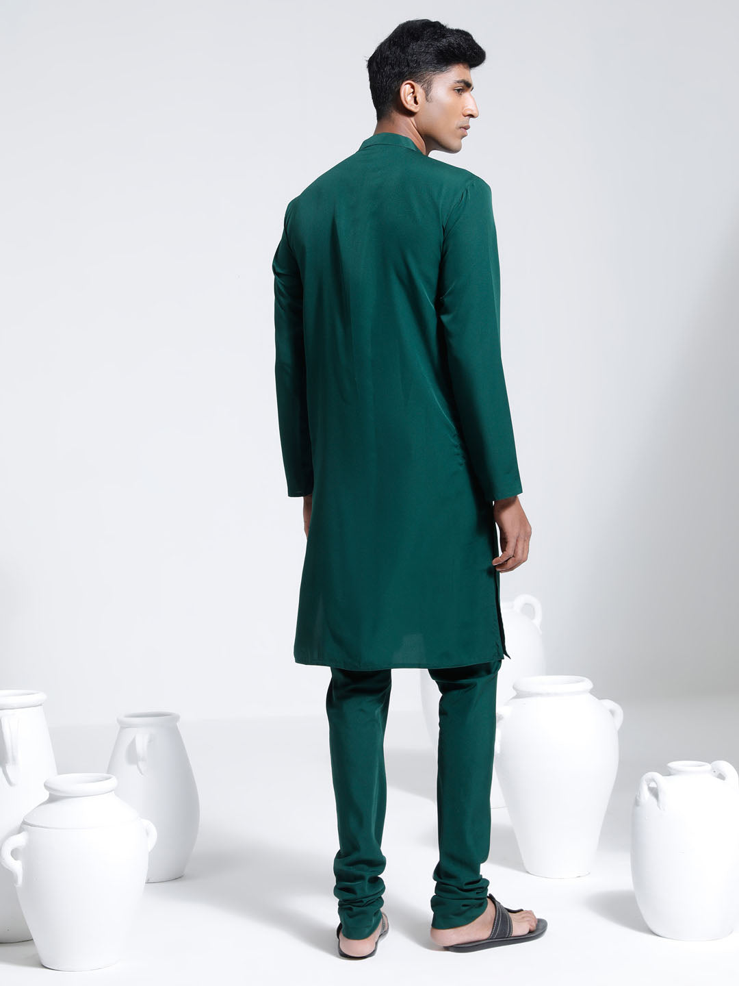 Sarvati Men's Green Crepe Kurta And Pyjama