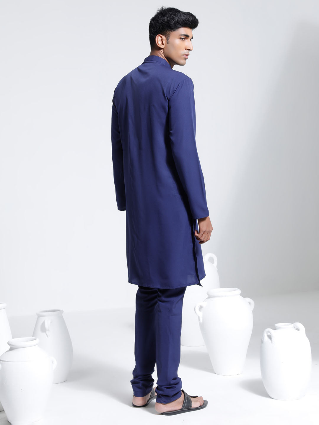 Sarvati Men's Navy Blue Crepe Kurta And Pyjama