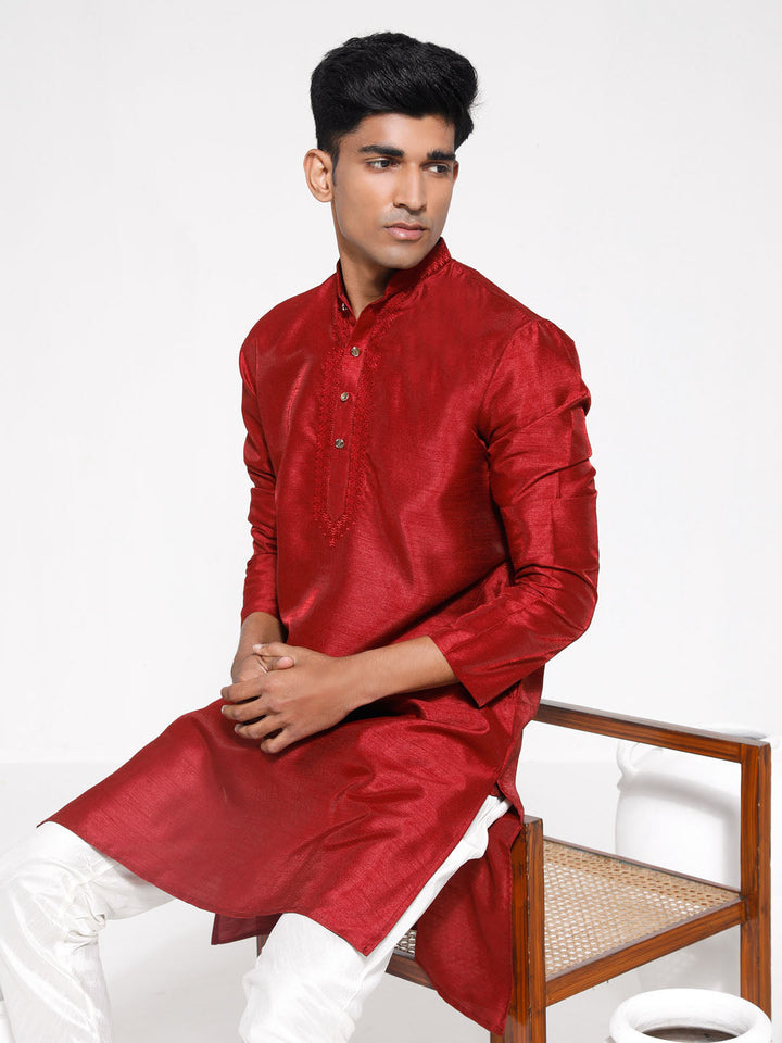 Sarvati Men's Maroon And Cream Dupion Silk Kurta Pyjama Set