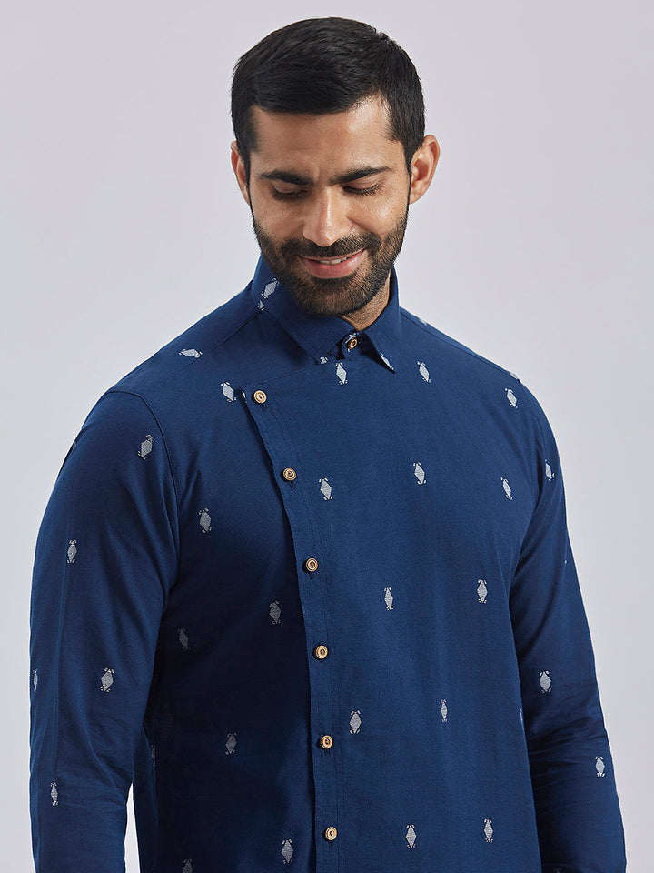 Sarvati Men's Navy Blue Cotton Kurta And Pyjama Set.