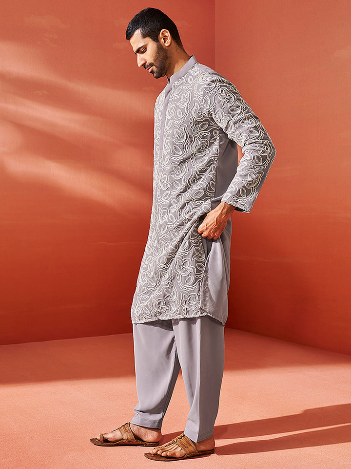 Sarvati Men's Lavender Georgette Kurta And Patiala Set