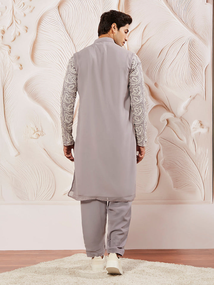 Sarvati Men's Levender Georgette Kurta Patiala And Dupatta Set.