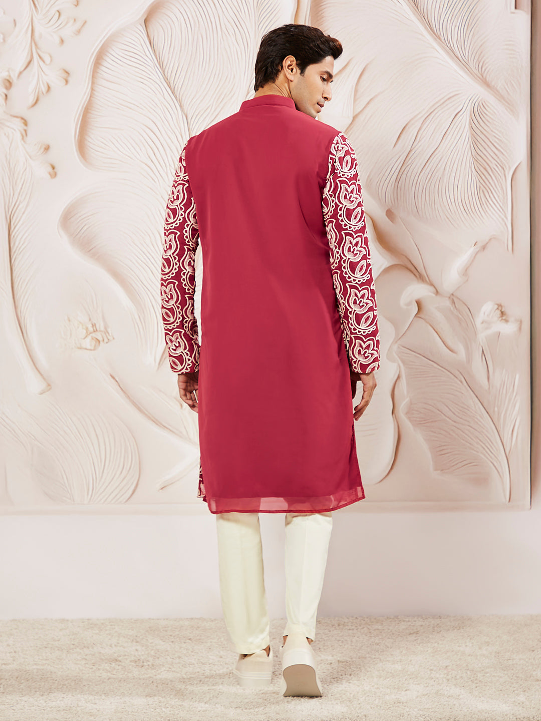 Sarvati Men's Maroon Georgette Kurta Pyjama And Dupatta Set