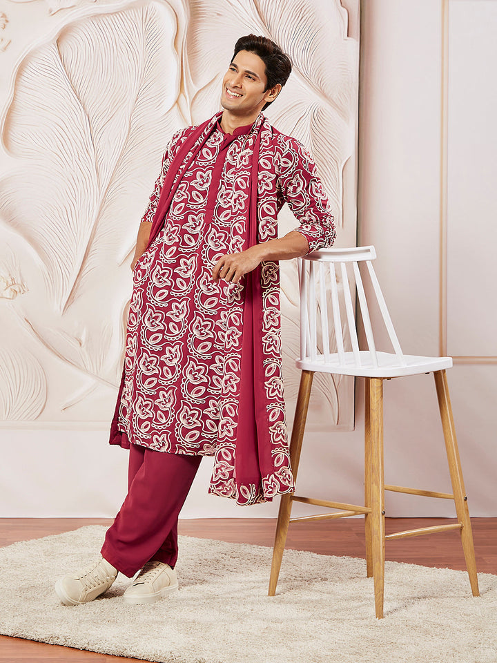 Sarvati Men's Maroon Georgette Kurta Patiala And Dupatta Set.