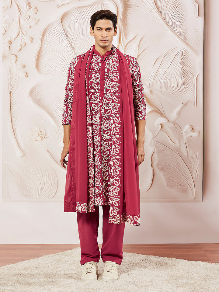 Sarvati Men's Maroon Georgette Kurta Patiala And Dupatta Set.