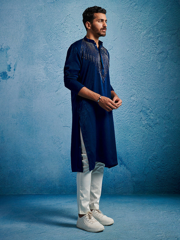 Sarvati Men's Turquoise Silk Blend Kurta And Pyjama Set