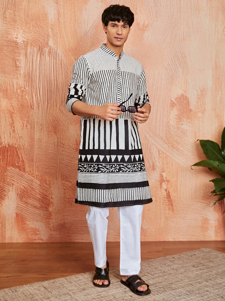 Men's Black Cotton Kurta And Pyjama Set