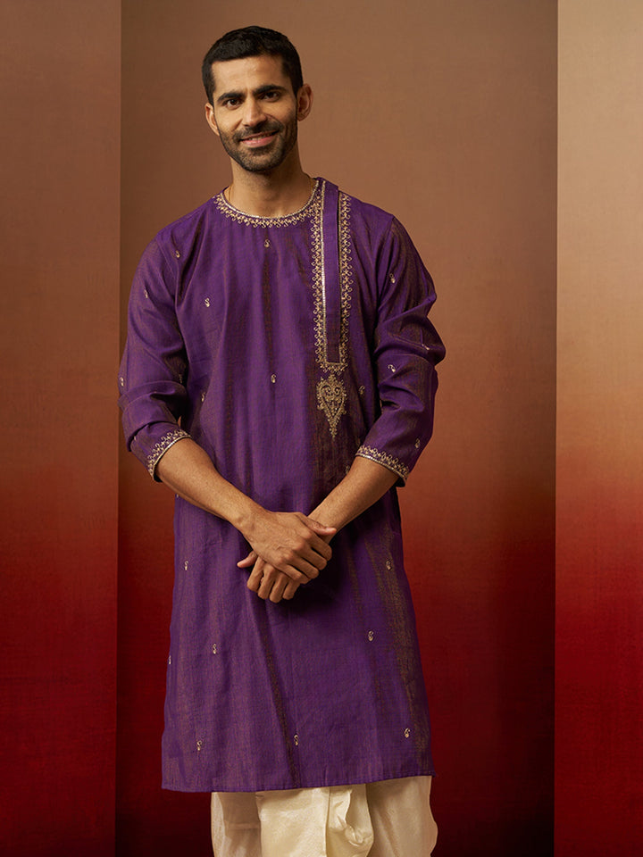 Men Purple Hand Embroidered Kurta