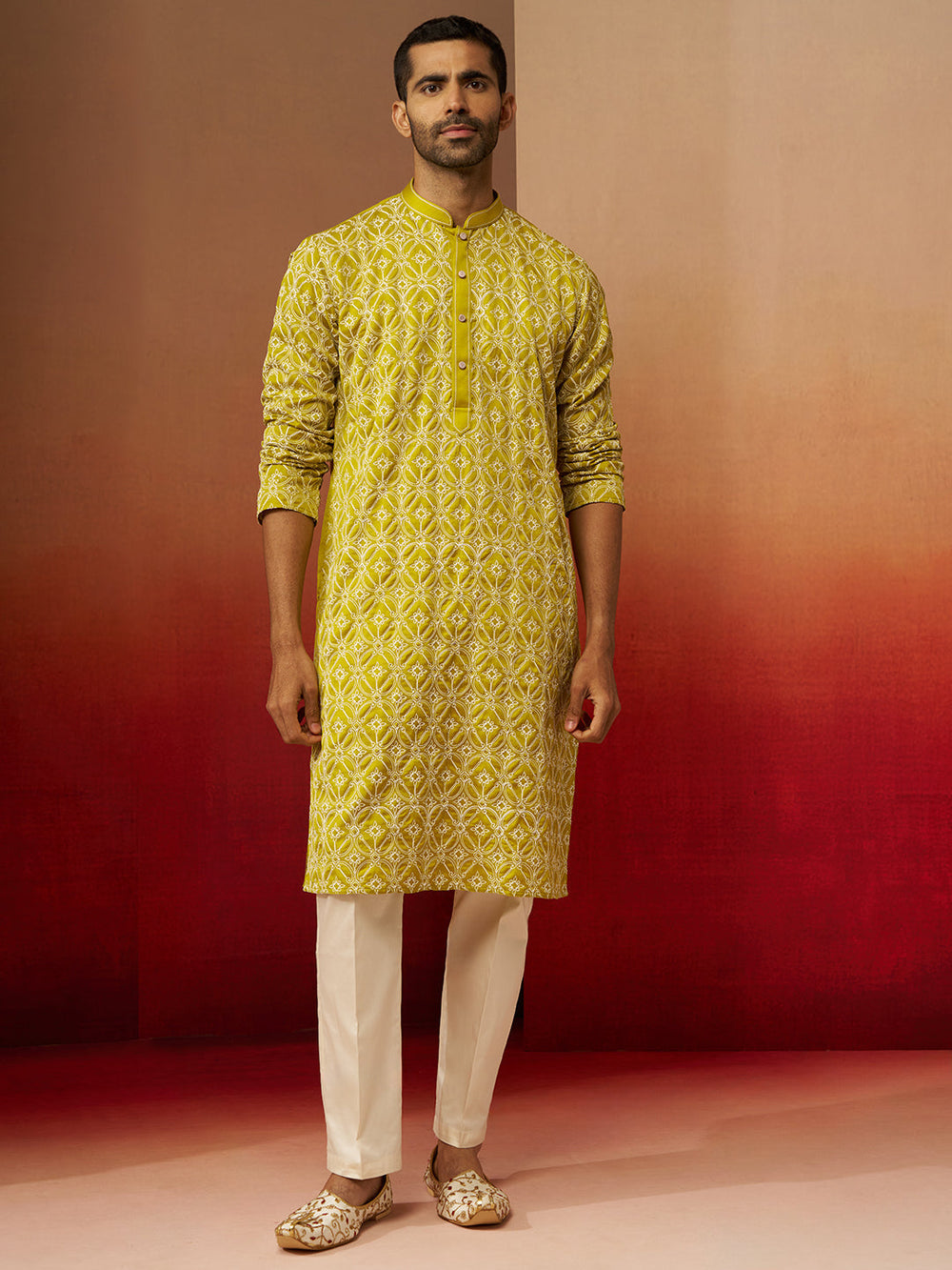 Men's Green Thread Embroidered Kurta with Pyjama