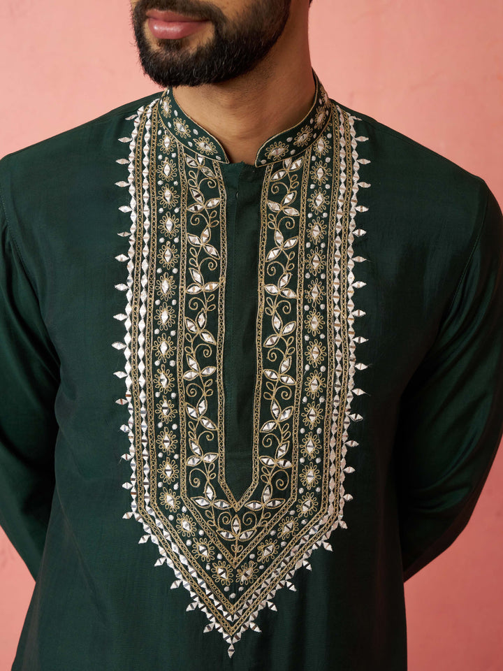 Men's Bottle Green Chanderi Kurta Set with Cream Pyjama