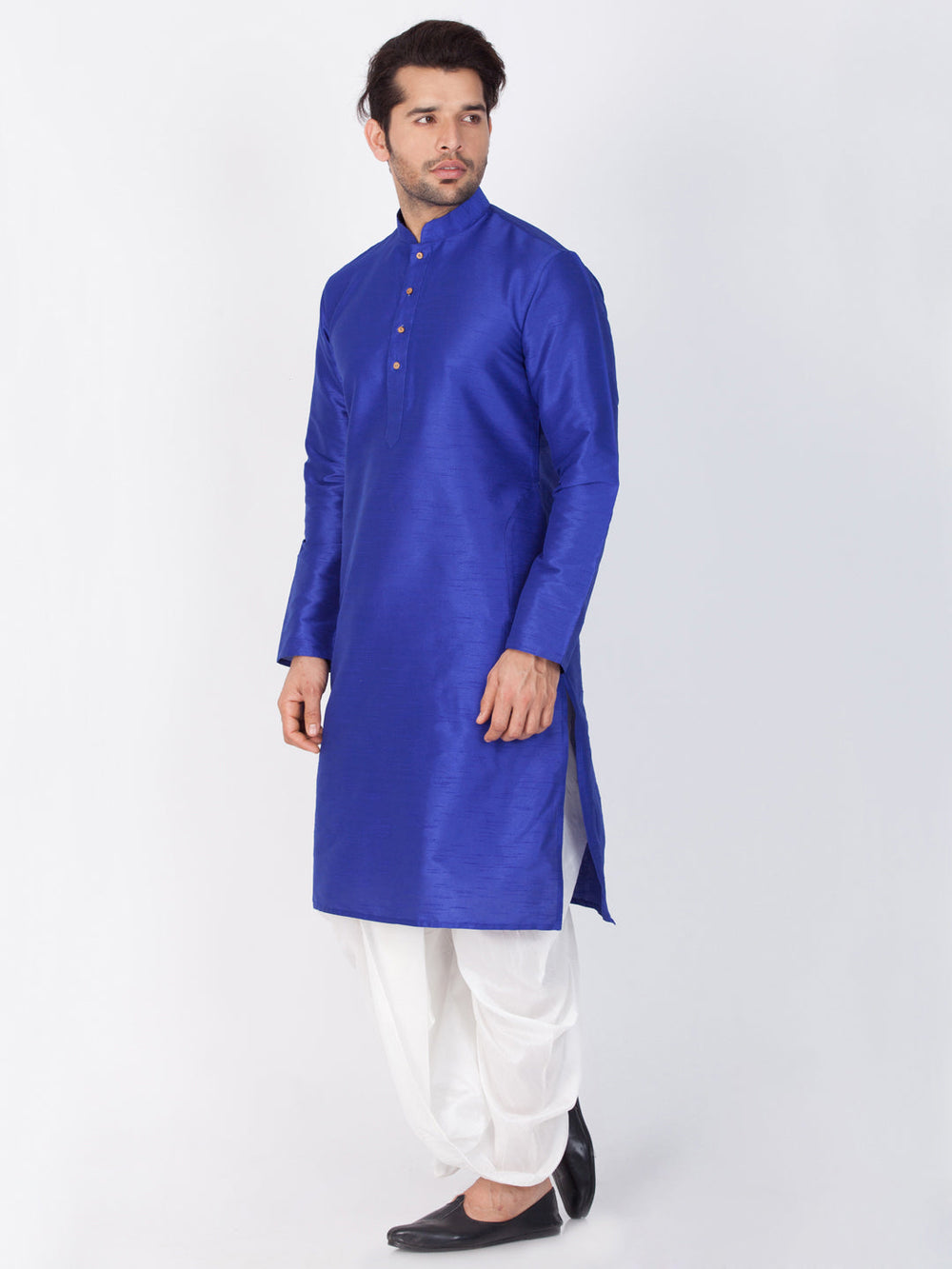 Sarvati Men's Blue Cotton Silk Blend Kurta and Dhoti Pant Set