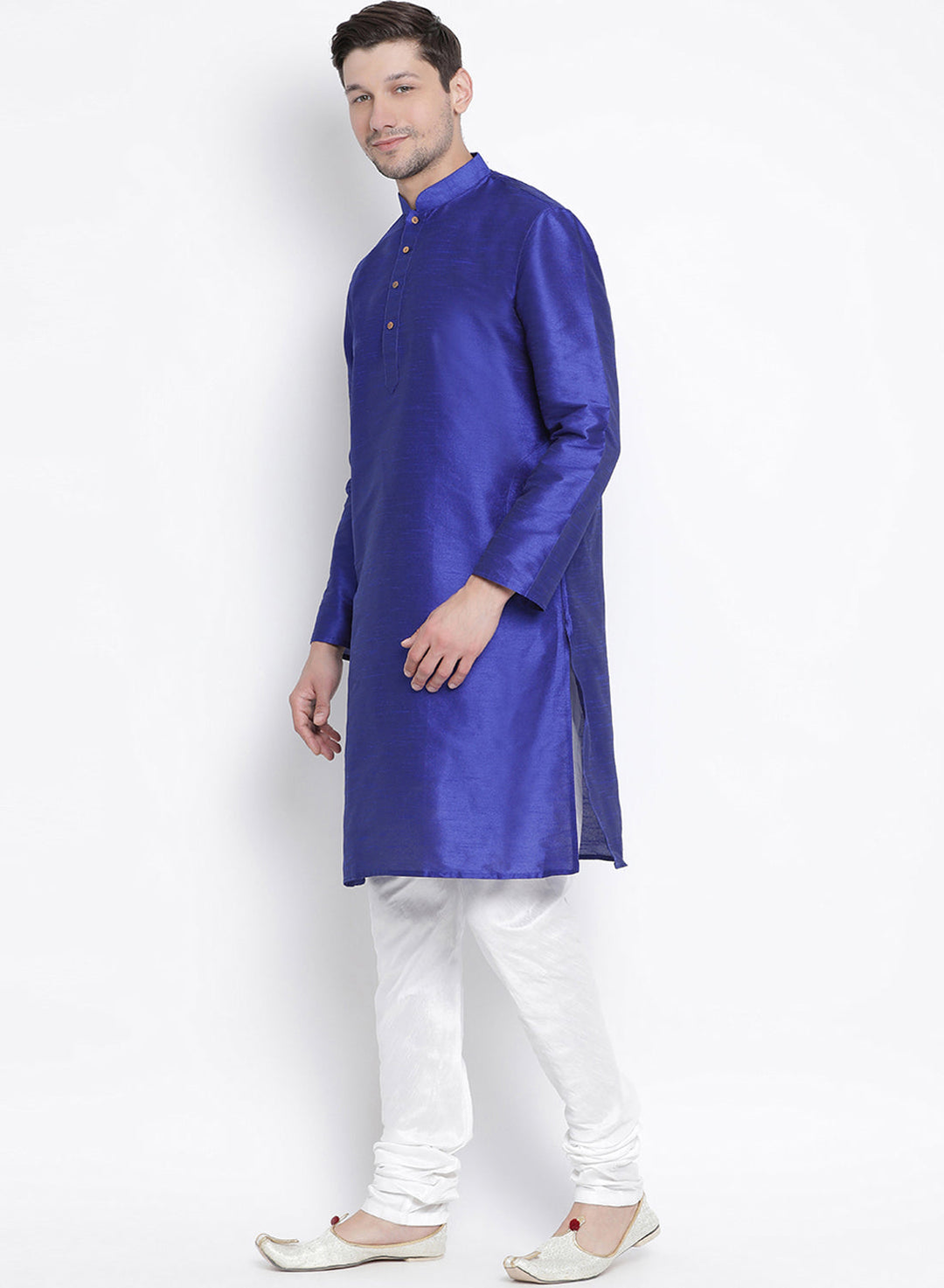 Sarvati Men's Blue Cotton Silk Blend Kurta and Pyjama Set