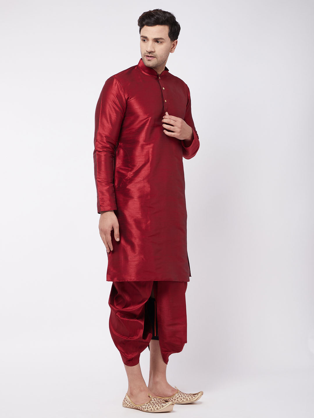 Sarvati Men's Maroon Silk Blend Kurta And Dhoti Set