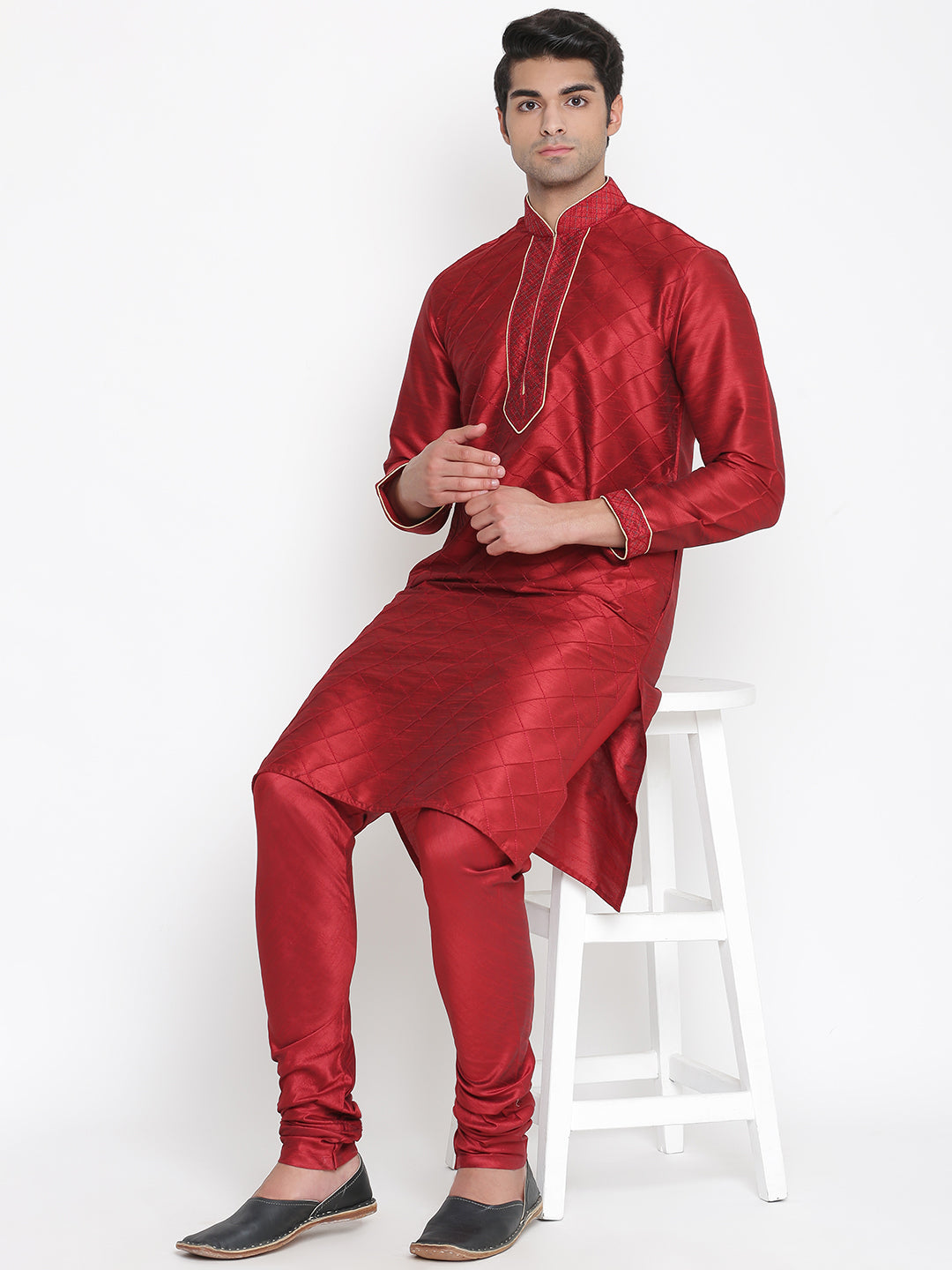 Sarvati Men's Maroon Silk Blend Kurta and Pyjama Set