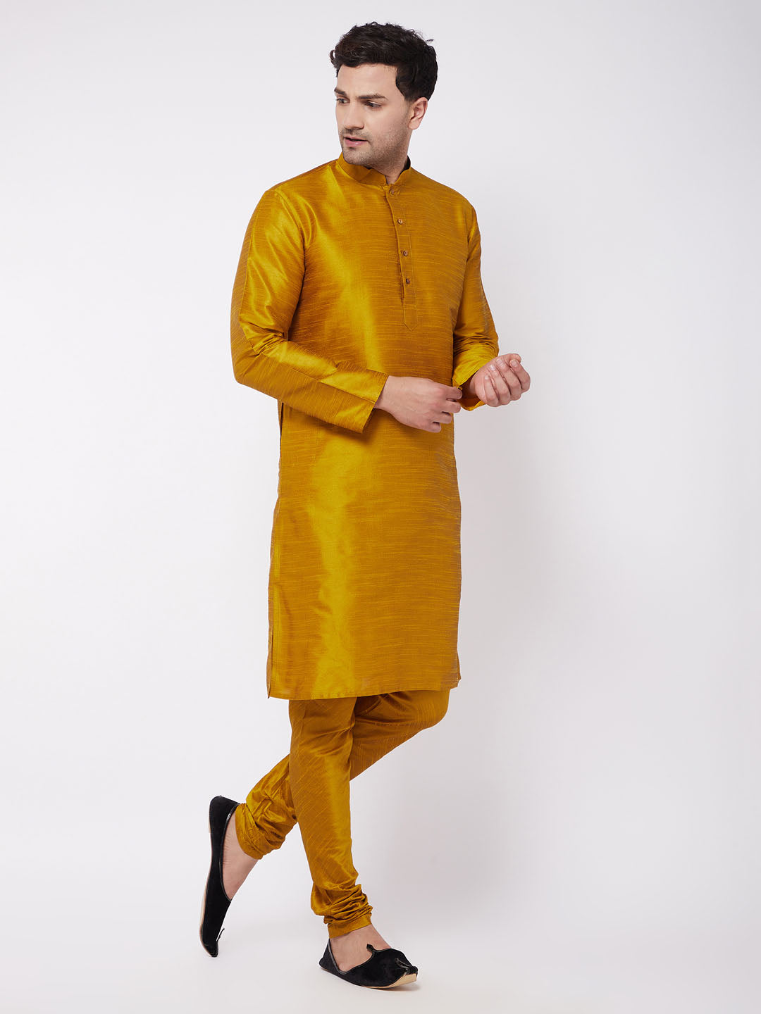 Sarvati Men's Mustard Solid Silk Blend Kurta Pyjama Set
