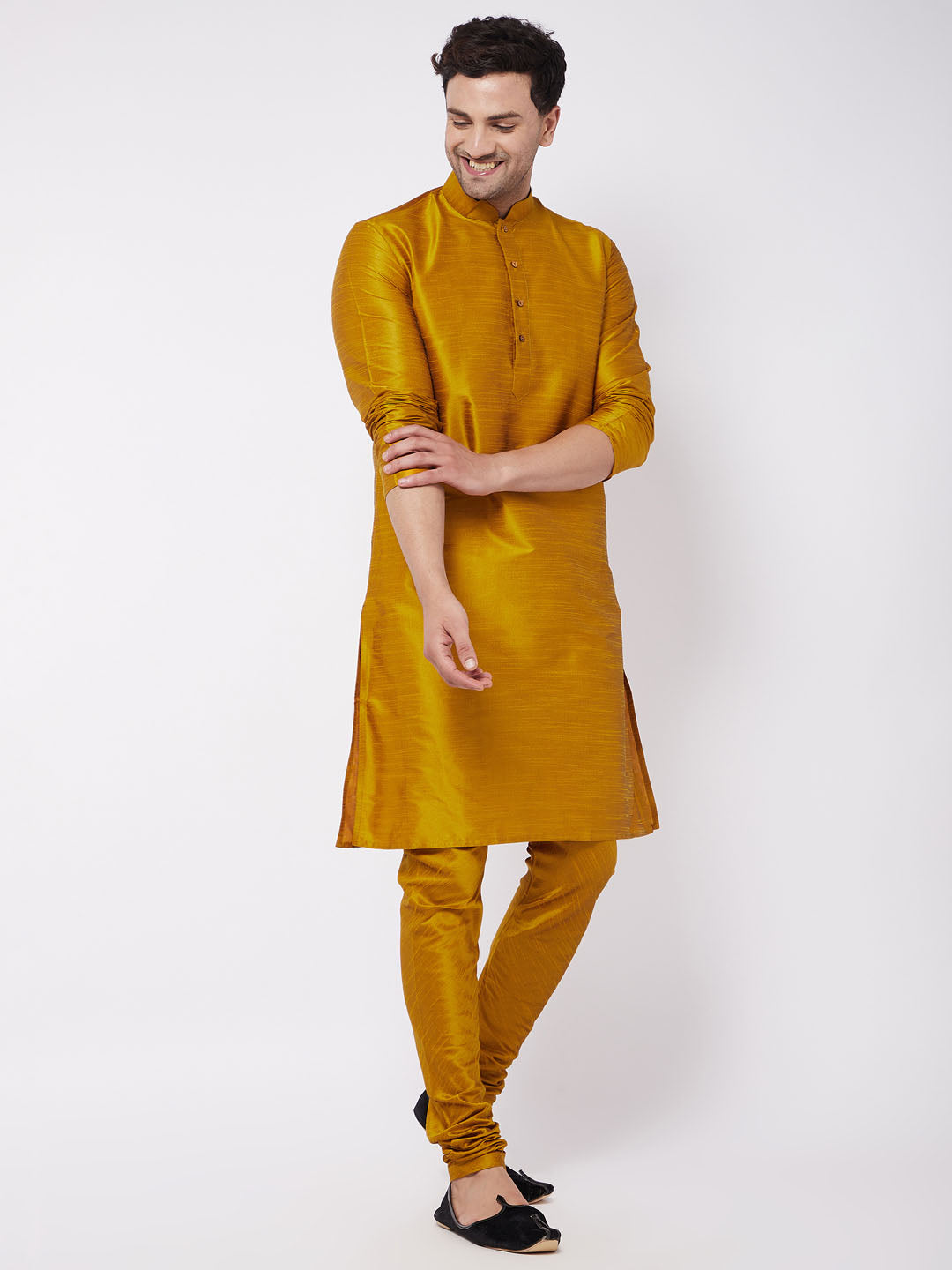 Sarvati Men's Mustard Solid Silk Blend Kurta Pyjama Set