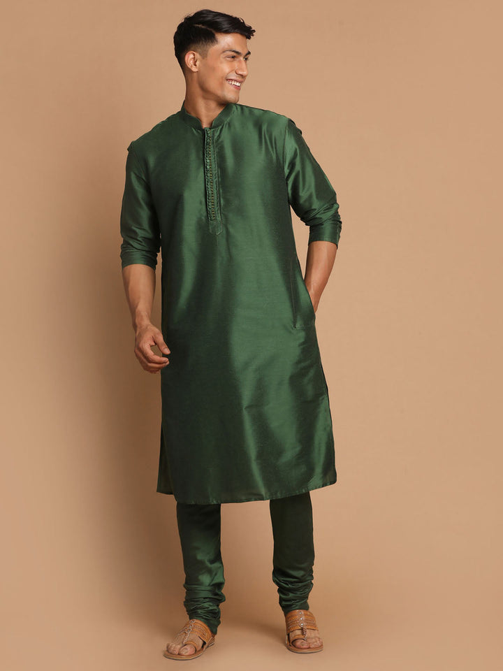 Sarvati Men's Green Cotton Silk Blend Kurta and Pyjama Set