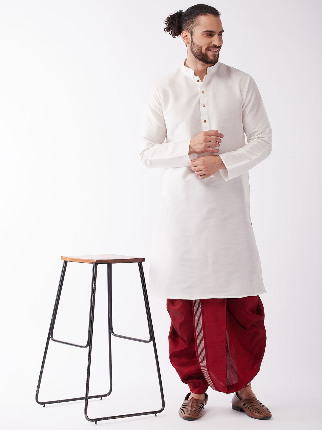 Sarvati Men's White And Maroon Silk Blend Kurta And Dhoti Set